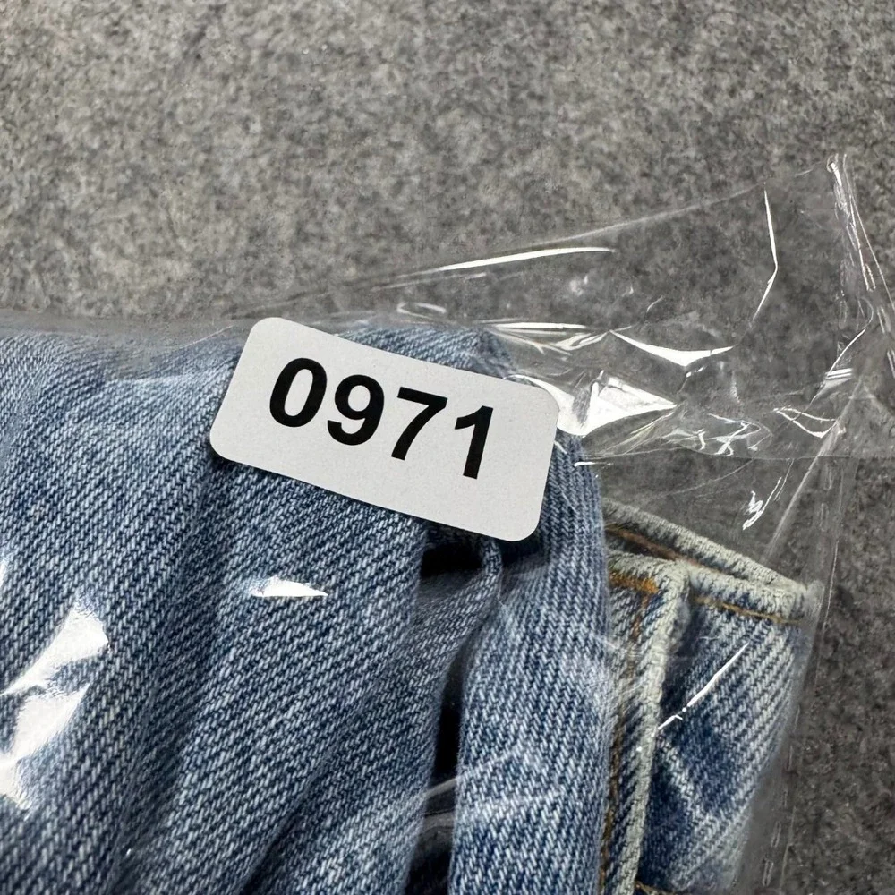 Vintage Levis 560 Orange Tab Jeans Mens 34x30 USA Loose‎ Tapered Light Wash 90s